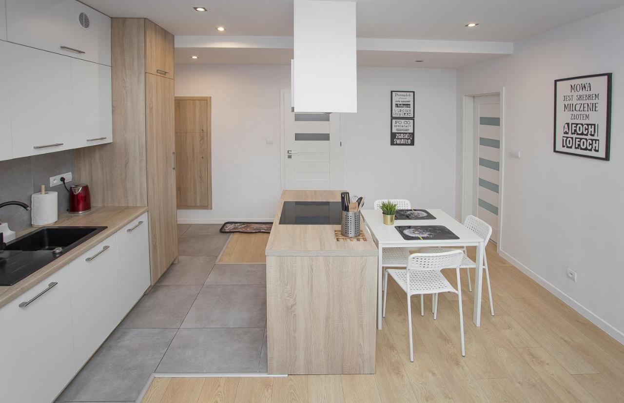 Urban Jungle Apartment In The City Center Białystok Exterior foto